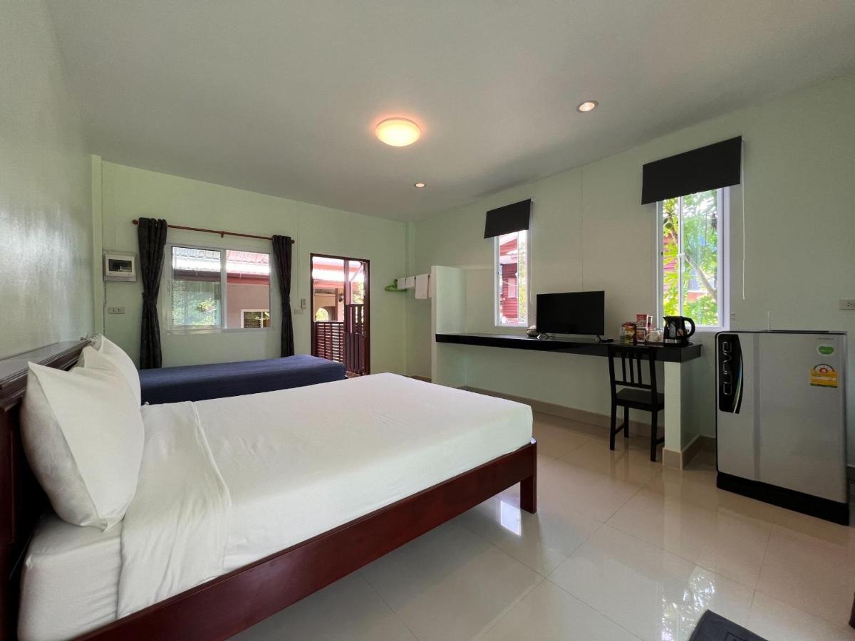 Naisang Hostel Chumphon Dış mekan fotoğraf